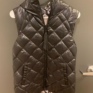 Lululemon reversible vest size 6